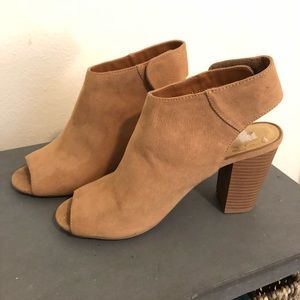 Chinese laundry heels